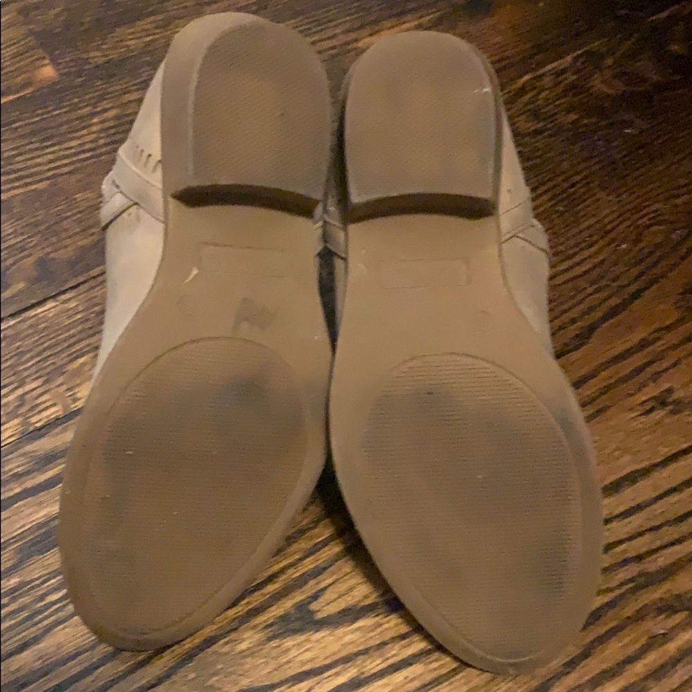 Tan booties - Picture 4 of 4